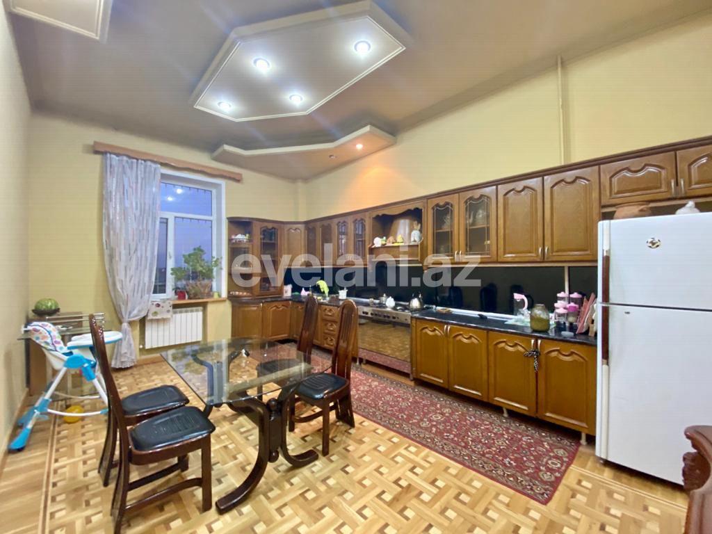 Satılır, villa, 11 otaqlı, 650 m², Bakı, Nizami r, Qara Qarayev m.