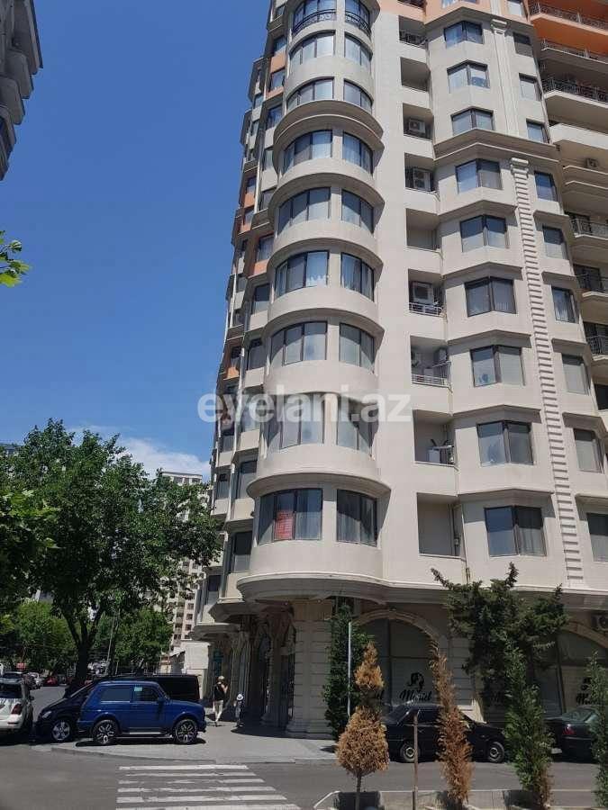 Satılır, obyekt, 200 m², Bakı, Nəsimi r, 28 may m.