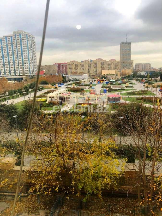 Rent, old building, 3 room, 70 m², Baku, Yasamal r.