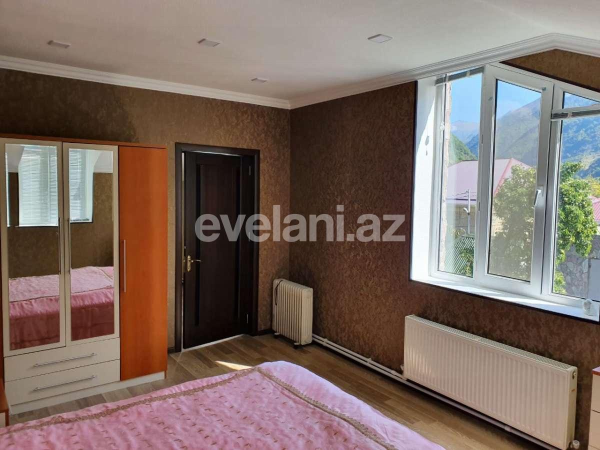 Satılır, həyət evi / bağ, 6 otaqlı, 170 m², Qax