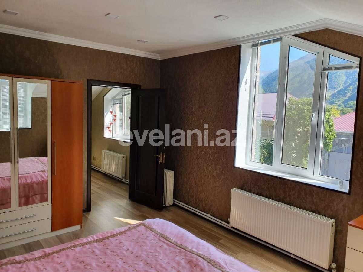 Satılır, həyət evi / bağ, 6 otaqlı, 170 m², Qax