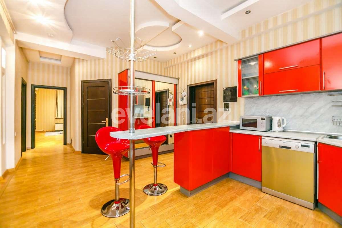 Rent, new building, 3 room, 130 m², Baku, Yasamal r.