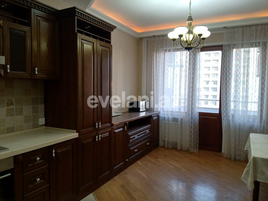 Kirayə verilir, yeni tikili, 3 otaqlı, 150 m², Bakı, Xətai r.