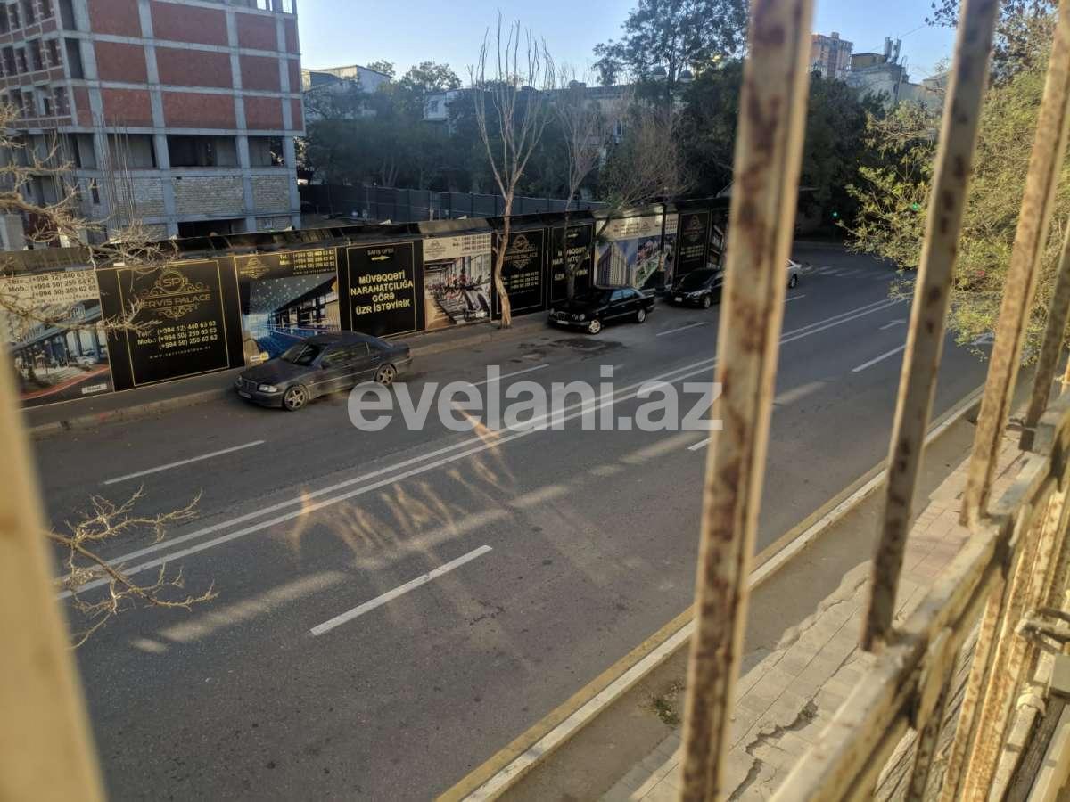 Sale, old building, 3 room, 105 m², Baku, Nasimi r, 28 may m.