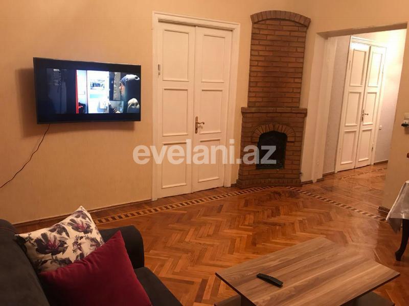 Satılır, köhnə tikili, 3 otaqlı, 75 m², Bakı, Səbail r, Sahil m.