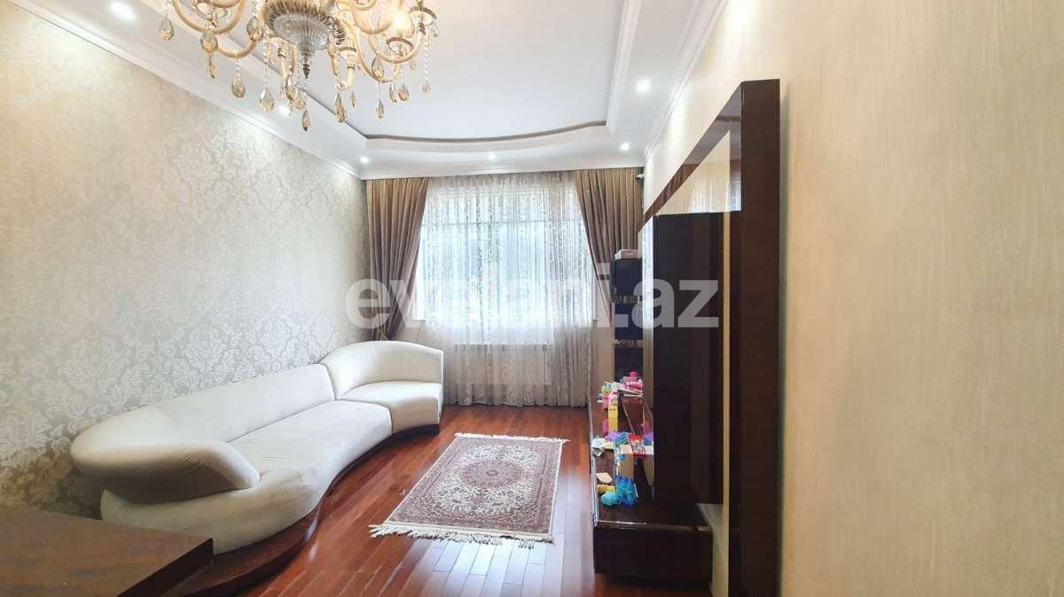 Satılır, villa, 10 otaqlı, 300 m², Bakı, Səbail r, Badamdar q.
