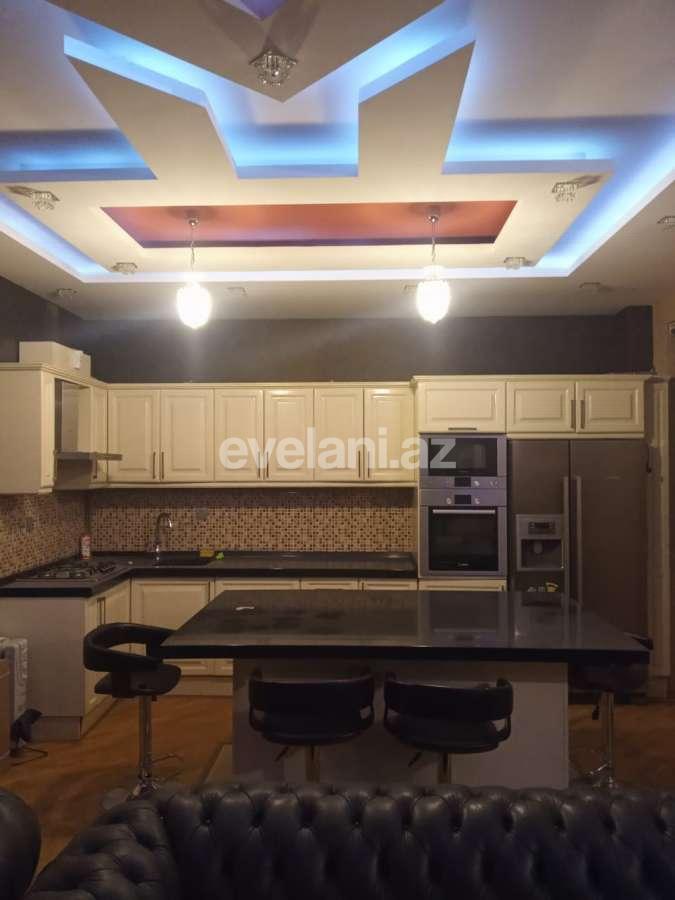 Satılır, yeni tikili, 3 otaqlı, 135 m², Bakı, Binəqədi r, 7-ci mikrorayon q, Azadlıq prospekti m.