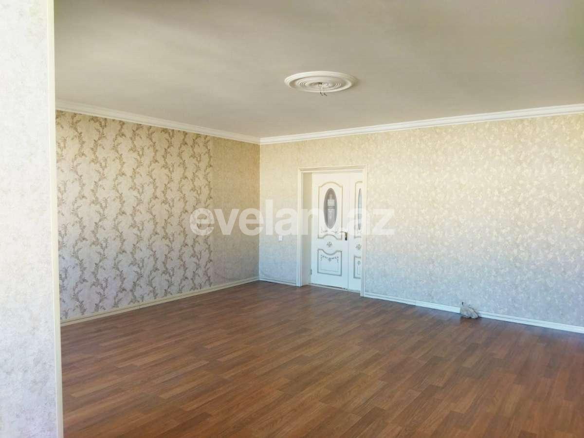 Satılır, köhnə tikili, 4 otaqlı, 125 m², Bakı, Yasamal r, Elmlər Akademiyası m.