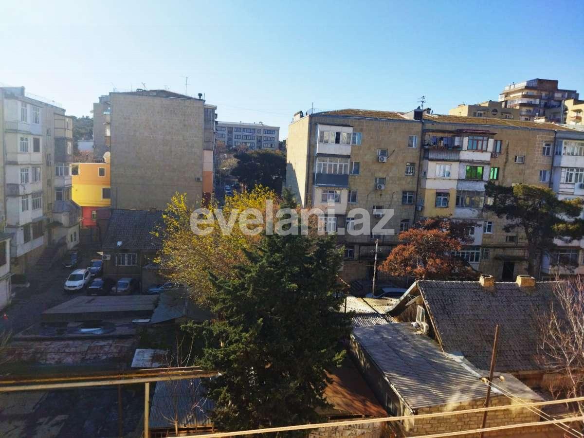 Satılır, köhnə tikili, 4 otaqlı, 125 m², Bakı, Yasamal r, Elmlər Akademiyası m.