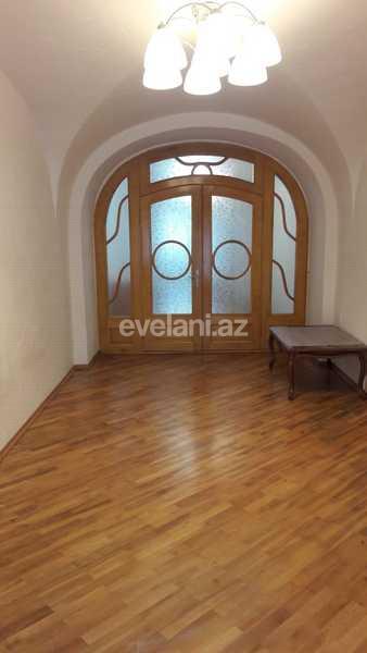 Kirayə verilir, ofis, 3 otaqlı, 70 m², Bakı, Səbail r, İçəri Şəhər m.