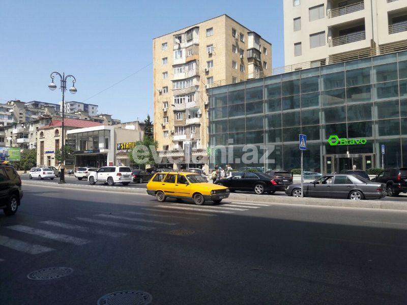 Satılır, köhnə tikili, 1 otaqlı, 35 m², Bakı, Yasamal r.