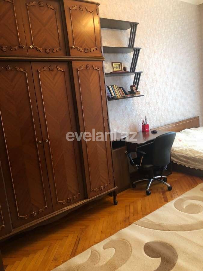 Rent, old building, 3 room, 98 m², Baku, Yasamal r, Elmlar Akademiyası m.