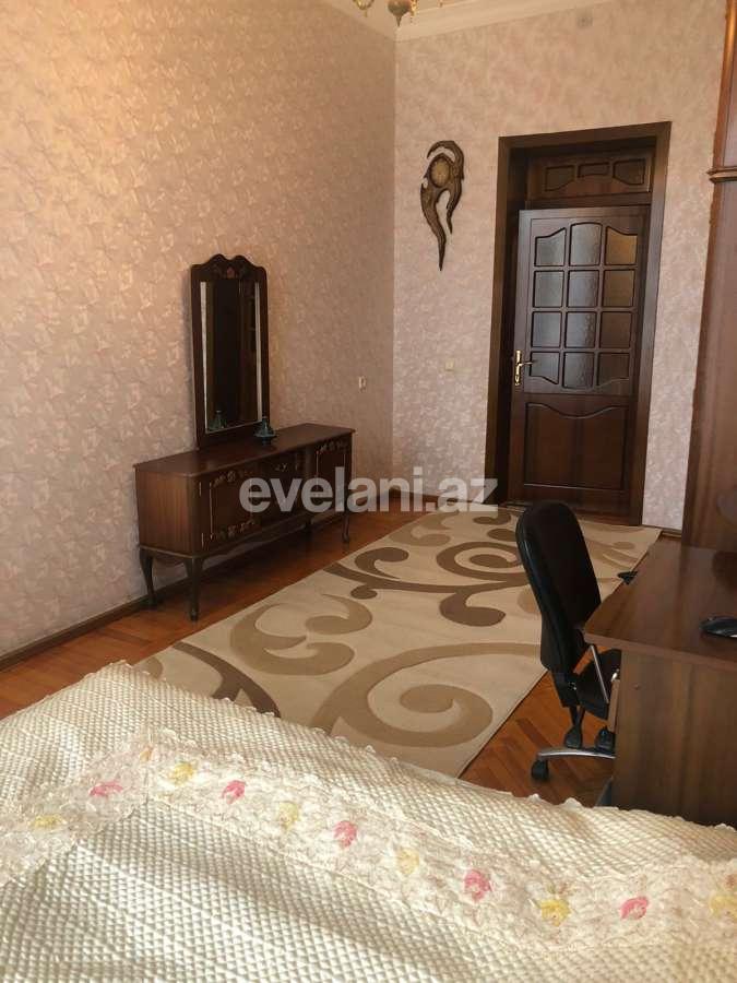 Rent, old building, 3 room, 98 m², Baku, Yasamal r, Elmlar Akademiyası m.