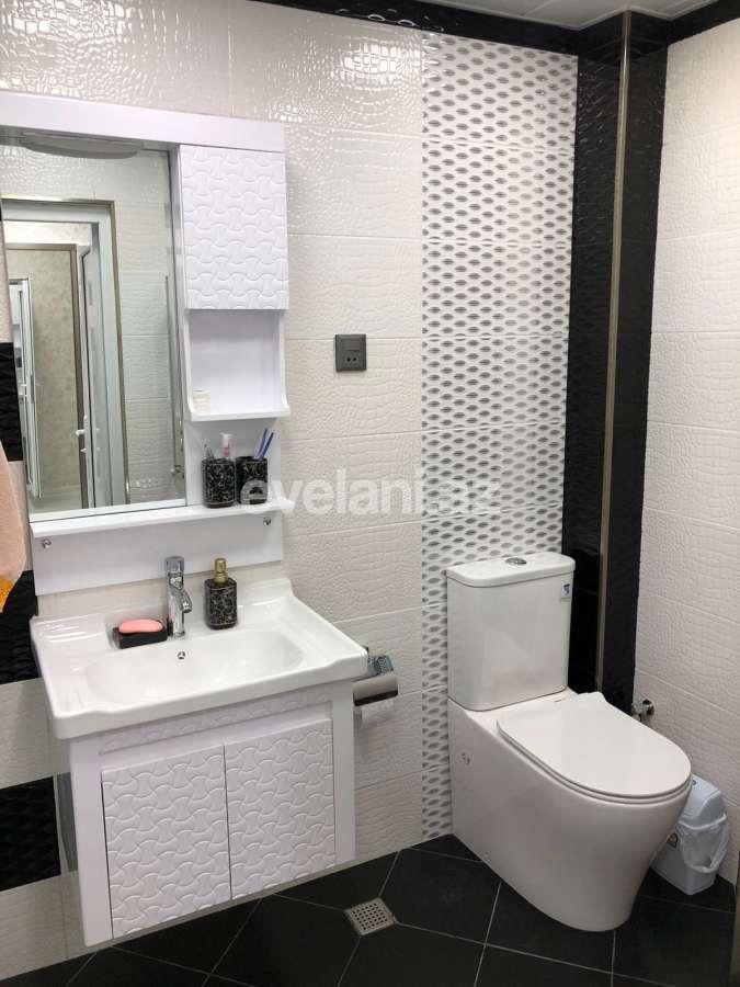 Kirayə verilir, köhnə tikili, 2 otaqlı, 60 m², Bakı, Yasamal r, Elmlər Akademiyası m.