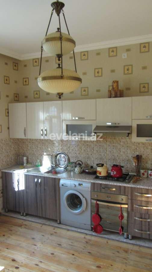 Satılır, həyət evi / bağ, 5 otaqlı, 180 m², Bakı, Sabunçu r, Bakıxanov q, Neftçilər m.