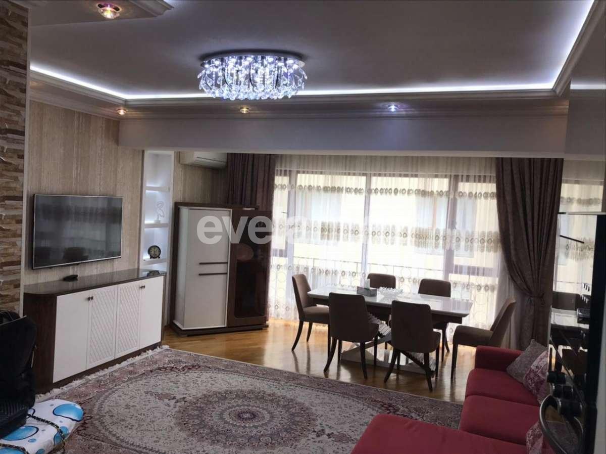 Rent, new building, 3 room, 130 m², Baku, Nasimi r.