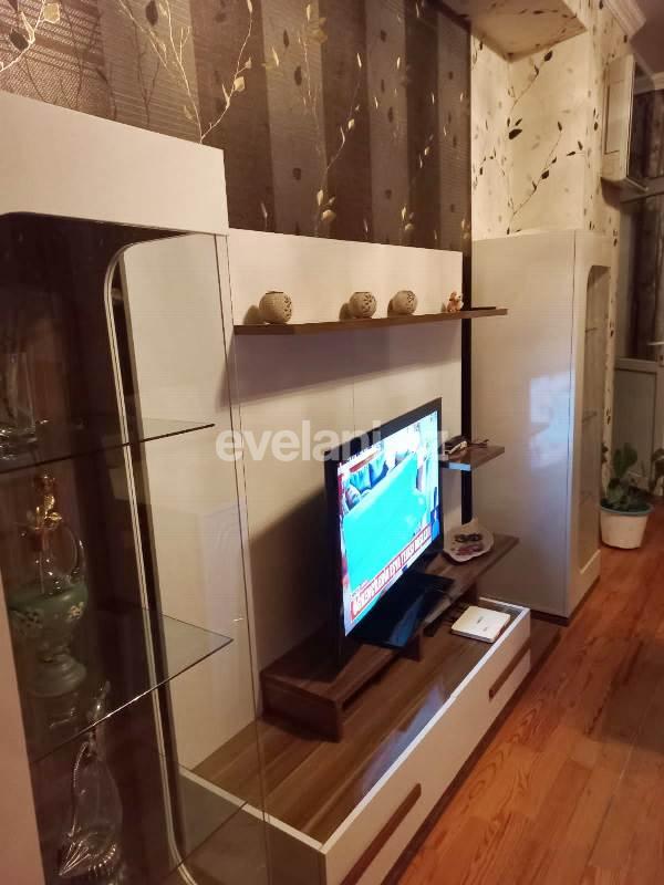 Sale, old building, 2 room, 66 m², Baku, Sabail r.