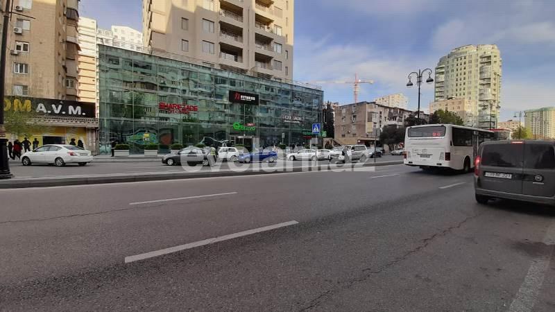 Satılır, köhnə tikili, 2 otaqlı, 47 m², Bakı, Yasamal r.