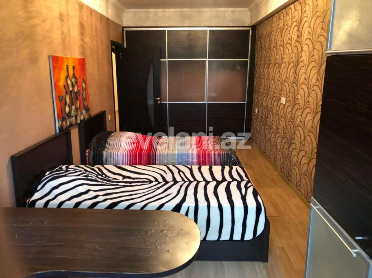 Сдаётся, вторичка, 3-комнаты, 100 m², Баку, Сабаильский r, Ичери Шехер m.