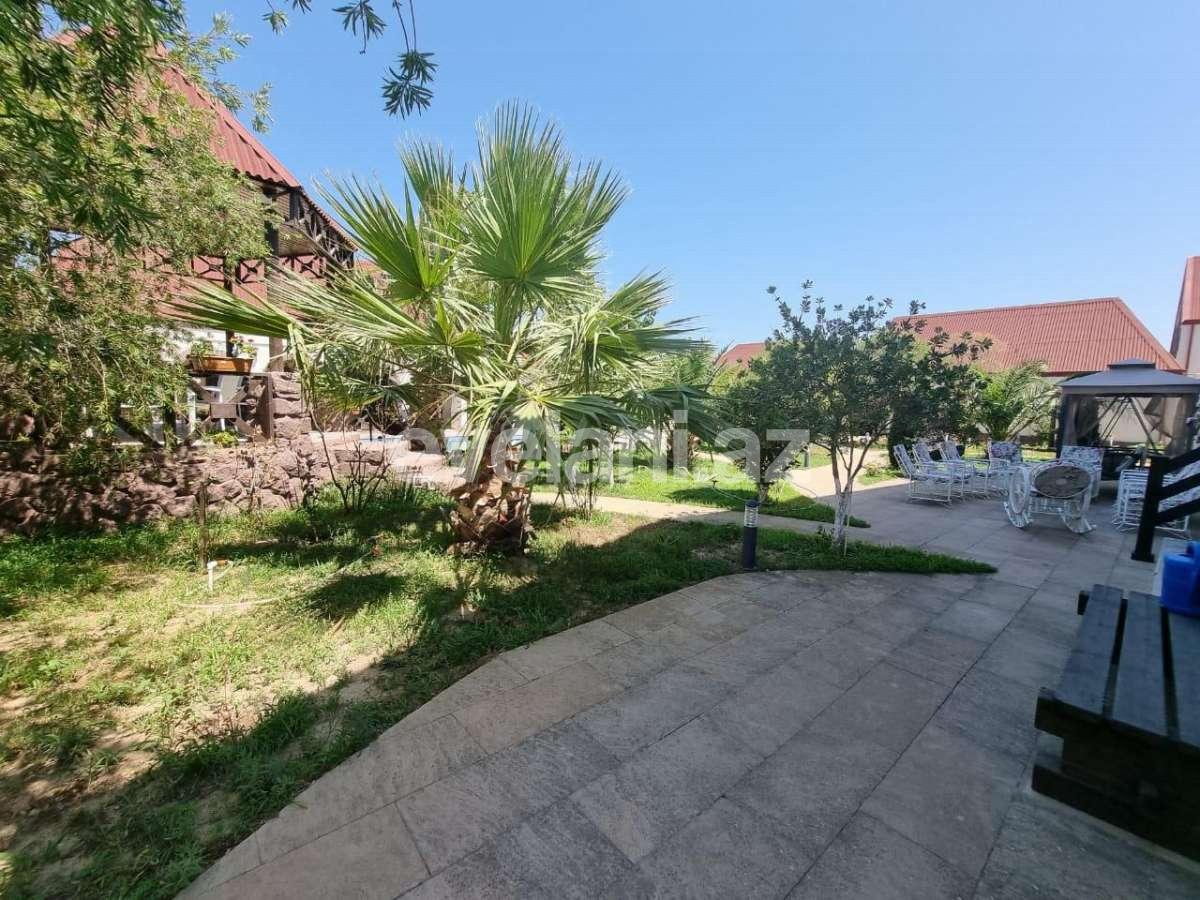 Satılır, həyət evi / bağ, 8 otaqlı, 280 m², Bakı, Xəzər r, Şüvəlan q.