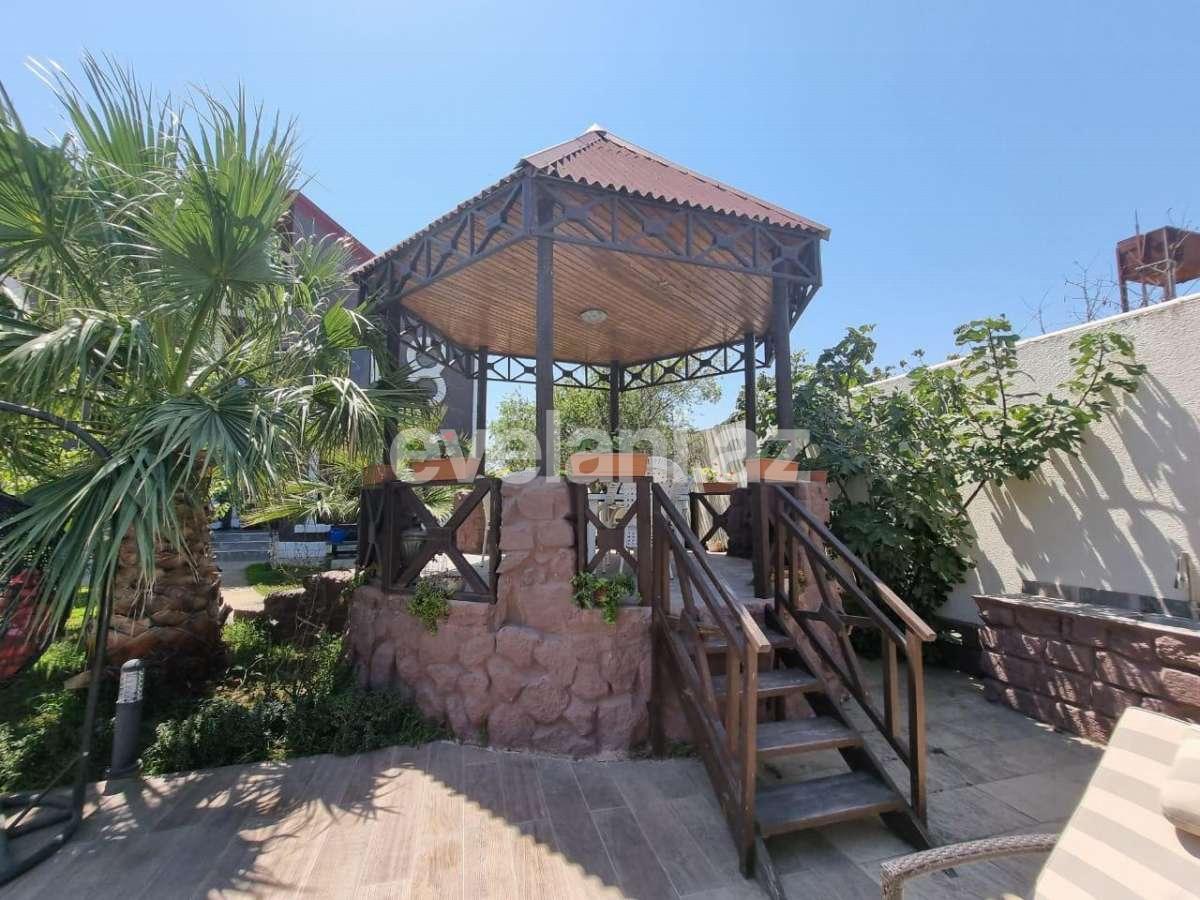 Satılır, həyət evi / bağ, 8 otaqlı, 280 m², Bakı, Xəzər r, Şüvəlan q.