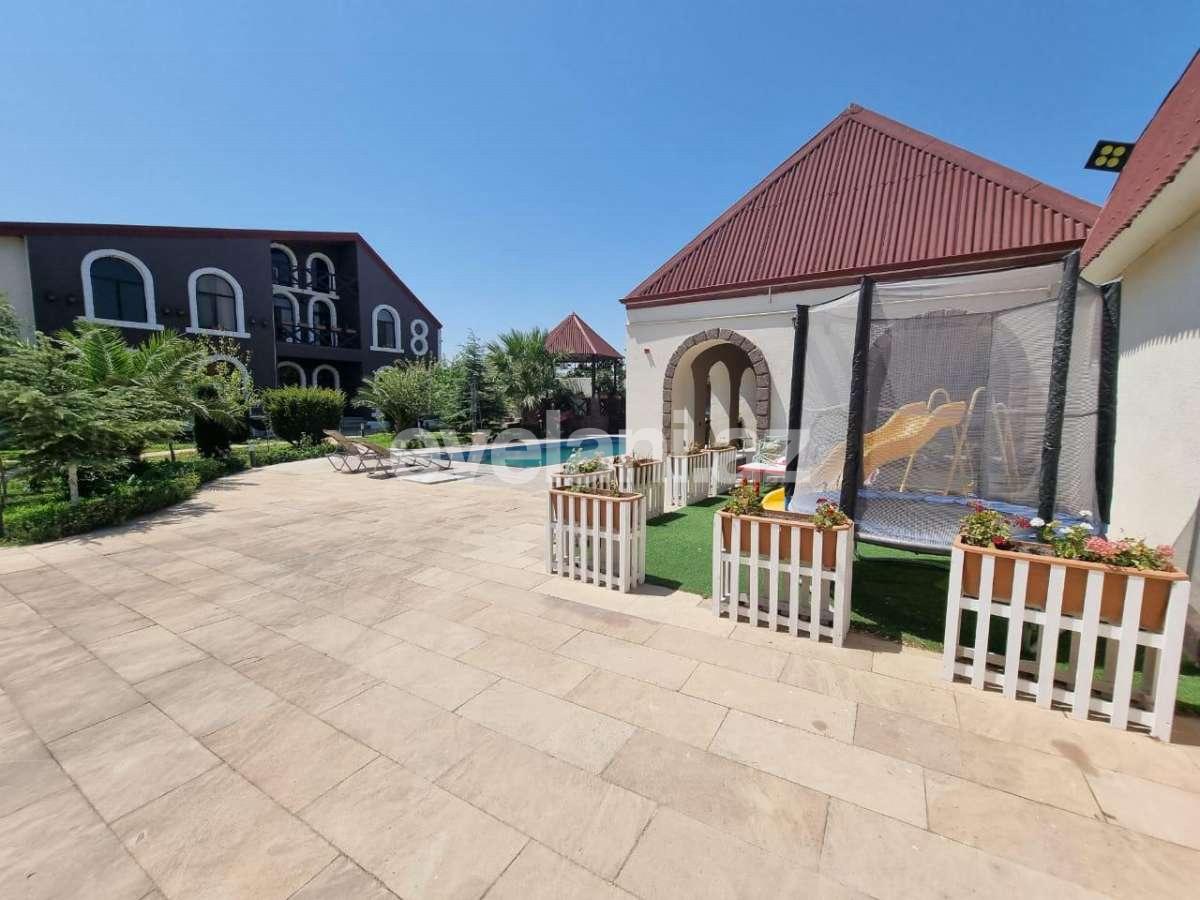 Satılır, həyət evi / bağ, 8 otaqlı, 280 m², Bakı, Xəzər r, Şüvəlan q.