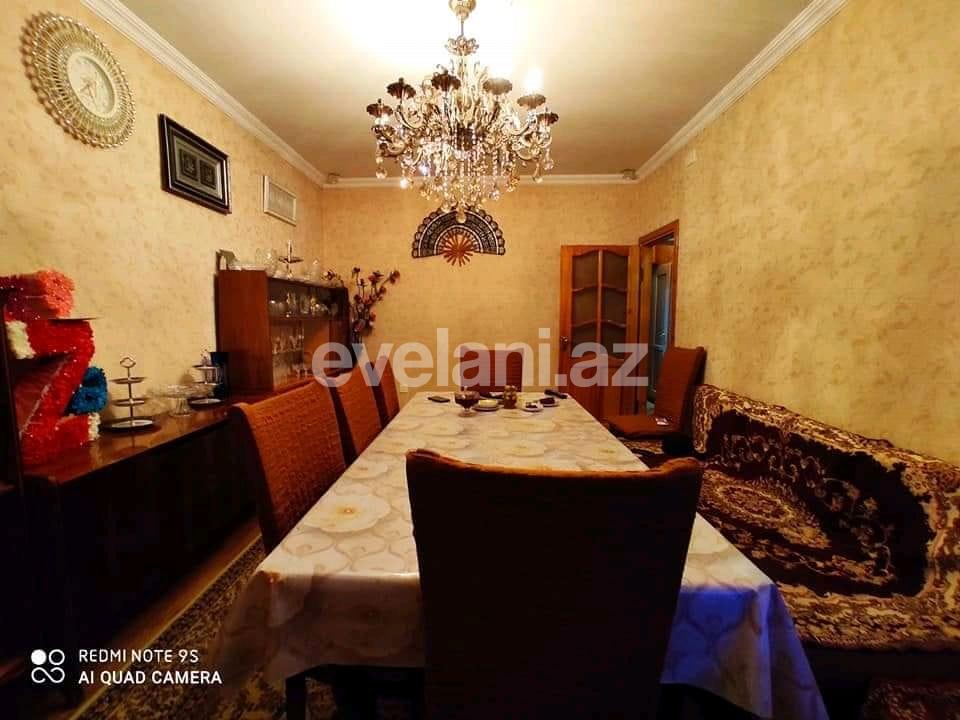 Satılır, köhnə tikili, 3 otaqlı, 70 m², Bakı, Nizami r, Qara Qarayev m.