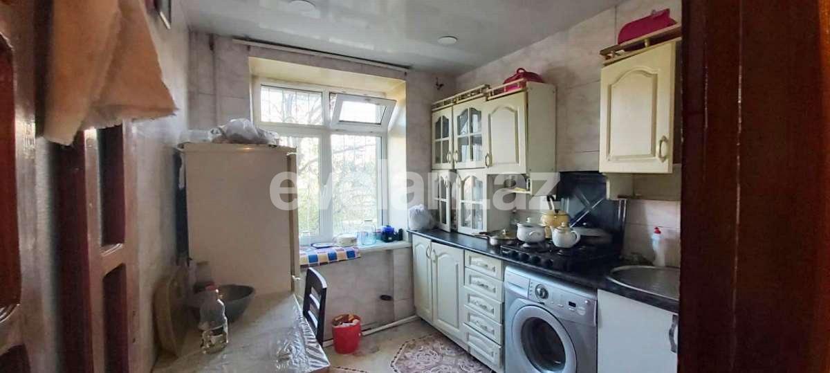 Sale, old building, 3 room, 80 m², Baku, Yasamal r, Elmlar Akademiyası m.