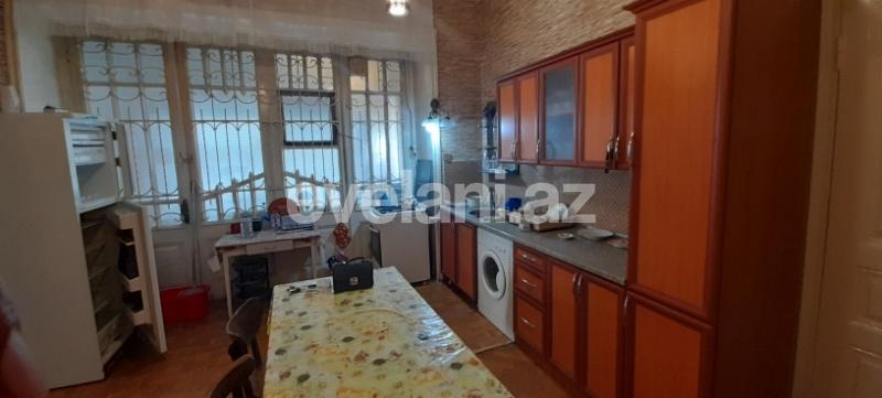 Satılır, köhnə tikili, 6 otaqlı, 160 m², Bakı, Nəsimi r.