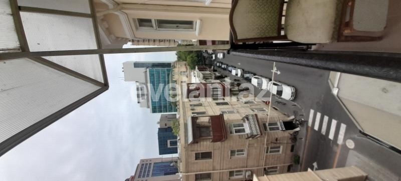 Satılır, köhnə tikili, 6 otaqlı, 160 m², Bakı, Nəsimi r.