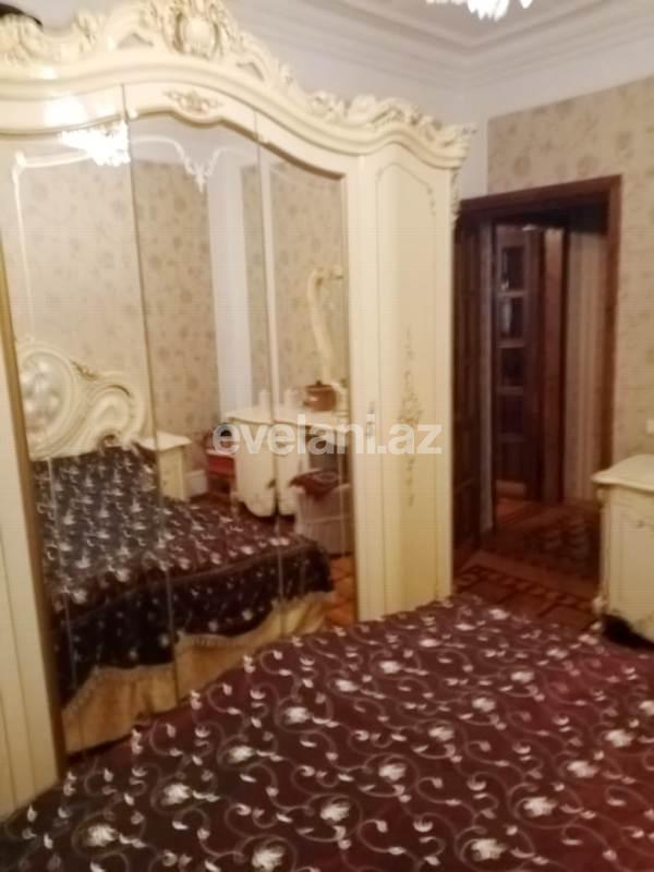 Satılır, köhnə tikili, 5 otaqlı, 180 m², Bakı, Nəsimi r, 4-cü mikrorayon q.