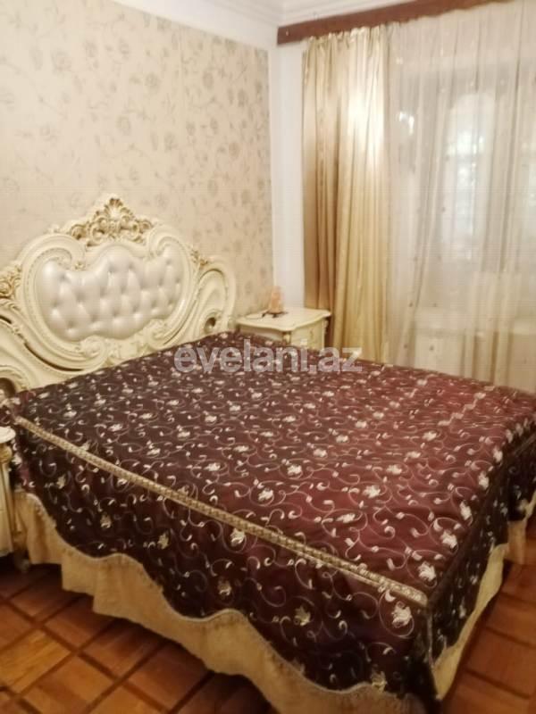 Satılır, köhnə tikili, 5 otaqlı, 180 m², Bakı, Nəsimi r, 4-cü mikrorayon q.