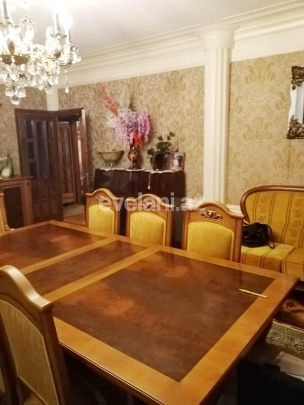 Satılır, köhnə tikili, 5 otaqlı, 180 m², Bakı, Nəsimi r, 4-cü mikrorayon q.