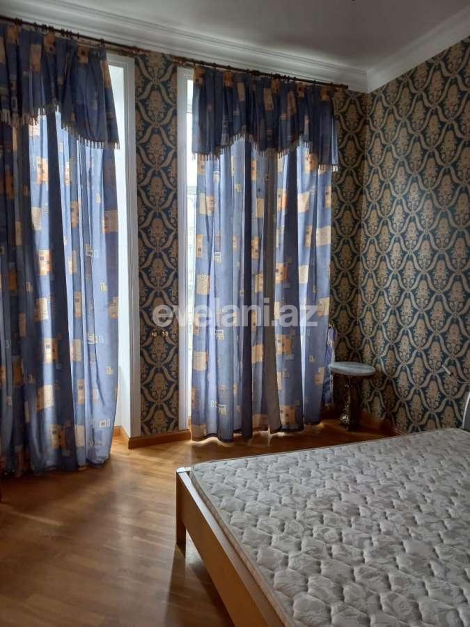 Satılır, köhnə tikili, 4 otaqlı, 142 m², Bakı, Nəsimi r, 28 may m.