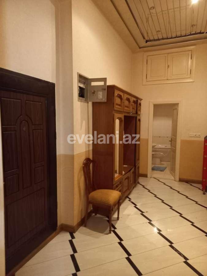 Satılır, köhnə tikili, 4 otaqlı, 142 m², Bakı, Nəsimi r, 28 may m.