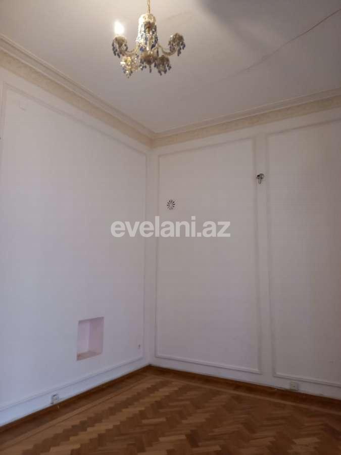 Satılır, köhnə tikili, 9 otaqlı, 320 m², Bakı, Səbail r, Bayıl q, Sahil m.