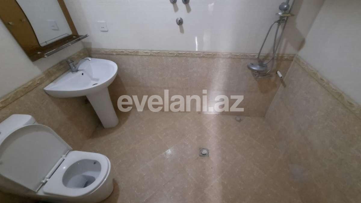 Продаётся, вторичка, 3-комнаты, 70 m², Баку, Хатаинский r, Шах Исмаил Хатаи m.