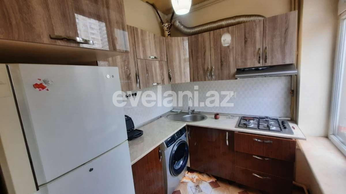 Продаётся, вторичка, 3-комнаты, 70 m², Баку, Хатаинский r, Шах Исмаил Хатаи m.