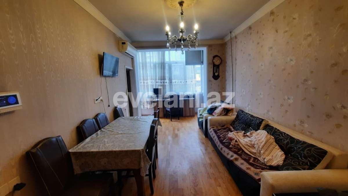 Продаётся, вторичка, 3-комнаты, 70 m², Баку, Хатаинский r, Шах Исмаил Хатаи m.