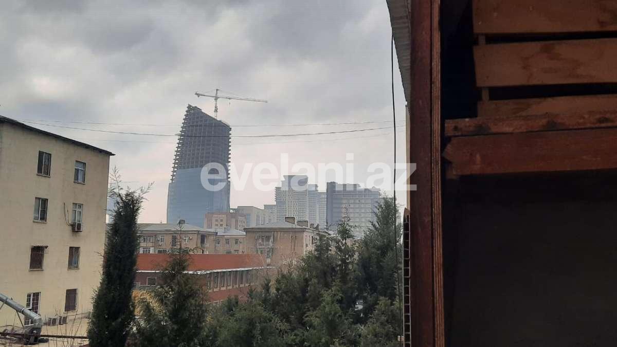 Продаётся, вторичка, 3-комнаты, 70 m², Баку, Хатаинский r, Шах Исмаил Хатаи m.