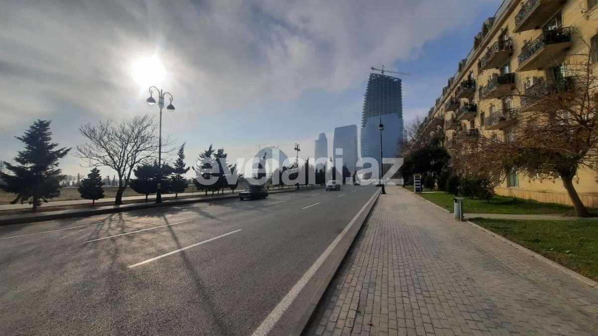 Продаётся, вторичка, 1-комнаты, 30 m², Шах Исмаил Хатаи m.