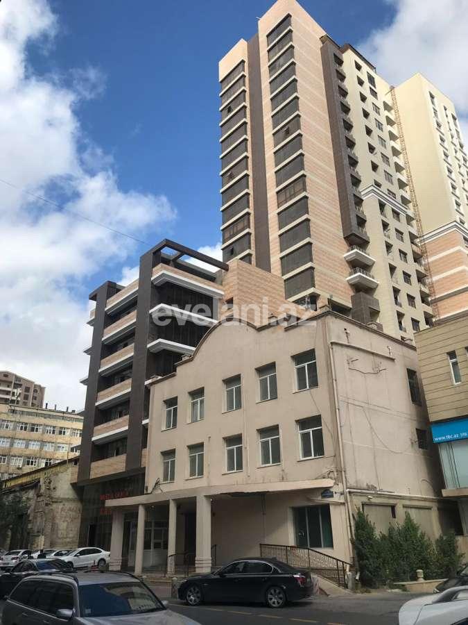 Satılır, yeni tikili, 3 otaqlı, 137 m², Bakı, Yasamal r, Elmlər Akademiyası m.