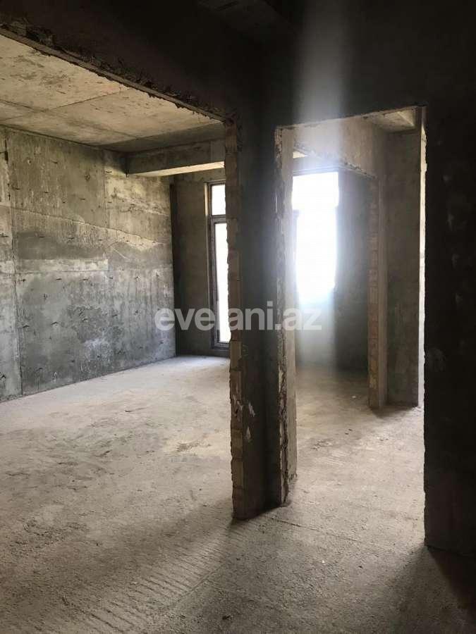 Satılır, yeni tikili, 3 otaqlı, 137 m², Bakı, Yasamal r, Elmlər Akademiyası m.
