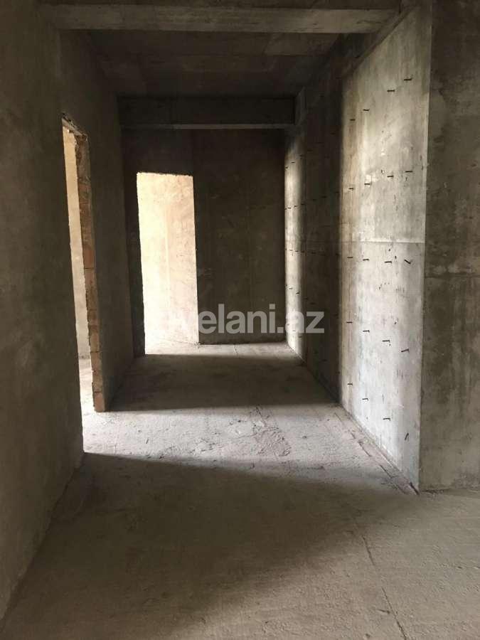 Satılır, yeni tikili, 3 otaqlı, 137 m², Bakı, Yasamal r, Elmlər Akademiyası m.