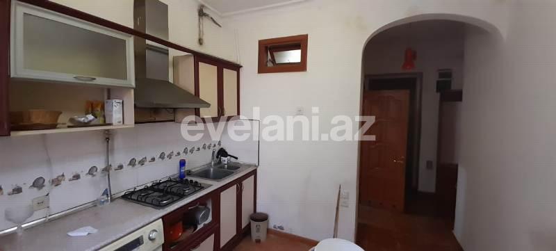 Satılır, köhnə tikili, 2 otaqlı, 60 m², Bakı, Yasamal r.