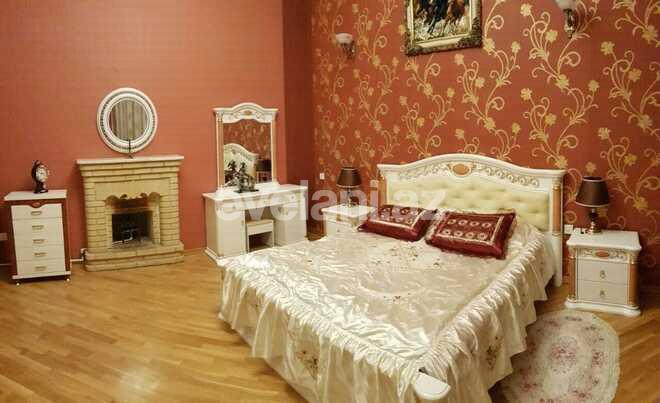 Sale, old building, 4 room, 180 m², Baku, Sabail r, Icheri Sheher m.