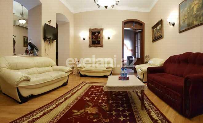 Sale, old building, 4 room, 180 m², Baku, Sabail r, Icheri Sheher m.