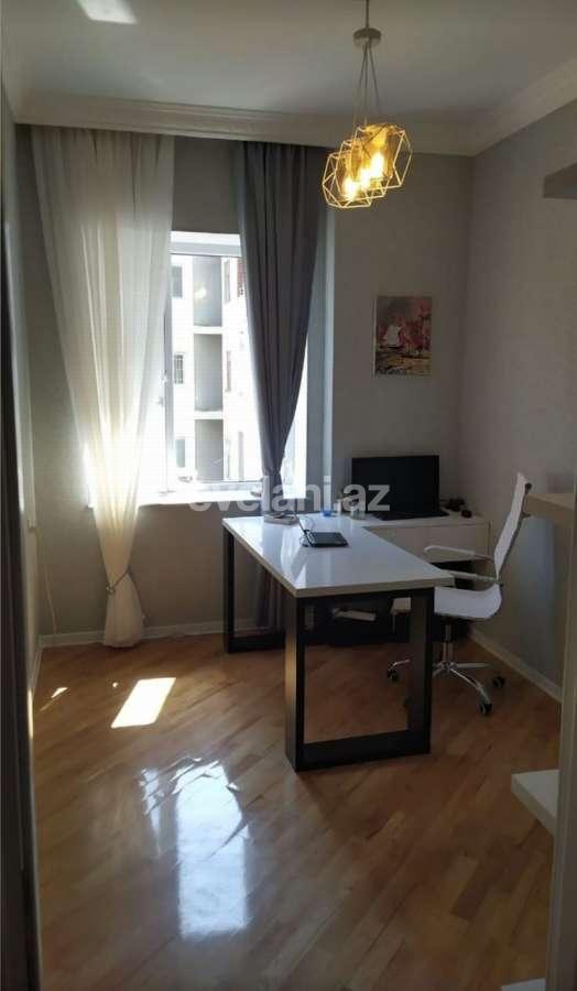 Satılır, yeni tikili, 4 otaqlı, 139 m², Bakı, Nərimanov r.