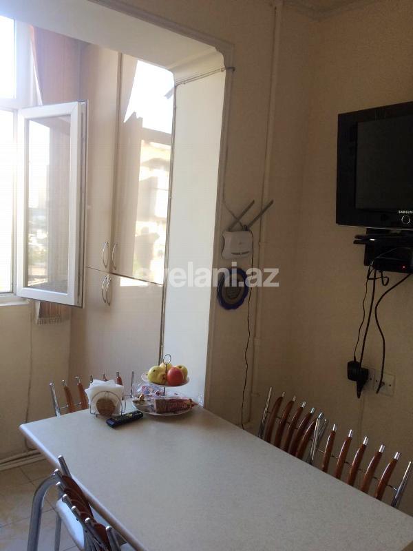 Satılır, köhnə tikili, 3 otaqlı, 85 m², Bakı, Yasamal r.
