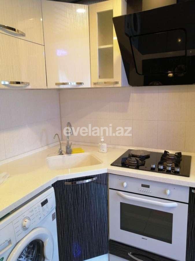 Satılır, köhnə tikili, 3 otaqlı, 130 m², Bakı, Səbail r.